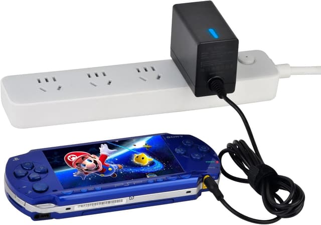 Detalle 2 de DuraPro Schnellladegerät Charger für Sony PSP (PSP-1000/2000/3000 Serie)