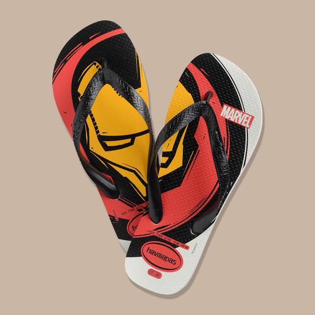 Detalle de Havaianas Top Marvel Logomanía infradito da uomo con stampa supereroi
