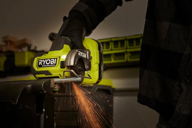 Detalle de Ryobi RCT18BL-0 18V ONE+ brushless cordless cutting tool (bare tool)
