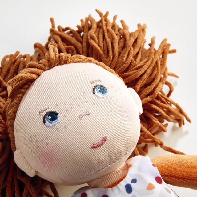 Detalle de HABA Puppe Malou (30 cm) – große Stoffpuppe zum Spielen und Kuscheln, ab 1,5 Jahren