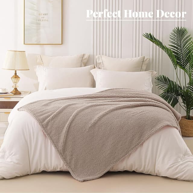 Detalle de Whale Flotilla Plaid en microfibre polaire 130x170 cm camel – couverture douce et chaude