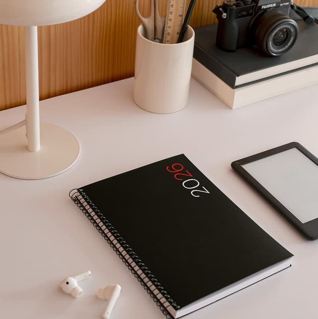 Thumbnail 6 de Miquelrius Agenda 2026 día por página 155×213 mm 📔