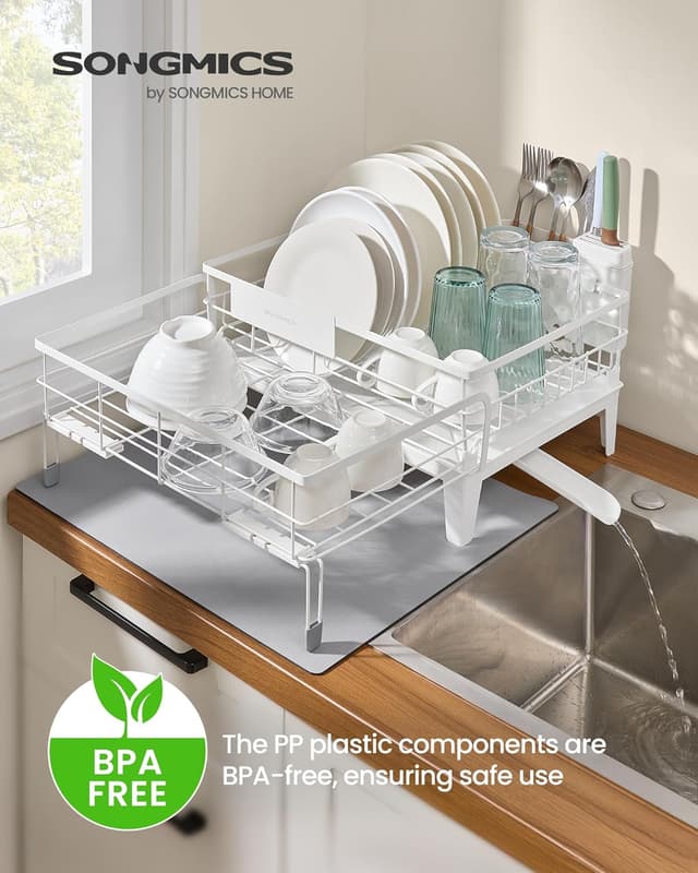 Detalle de SONGMICS KCS552W01 dish drying rack with 360° rotatable spout and cutlery holder