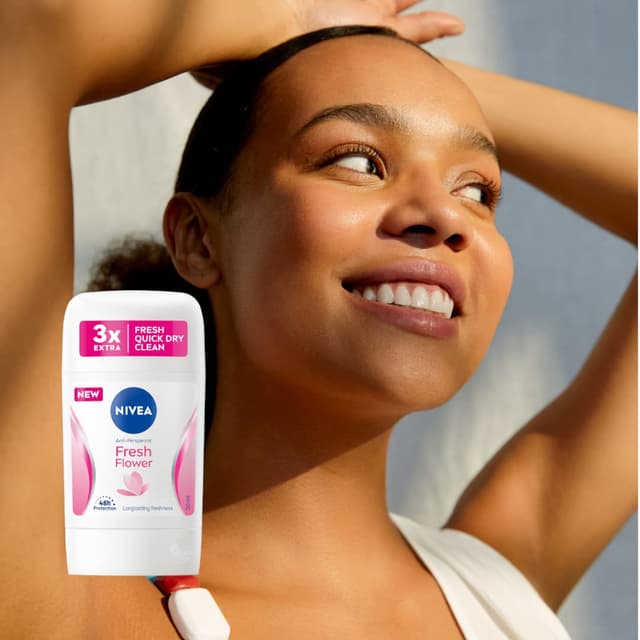 Detalle 2 de NIVEA Antitranspirant Stift Fresh Flower 50 ml
