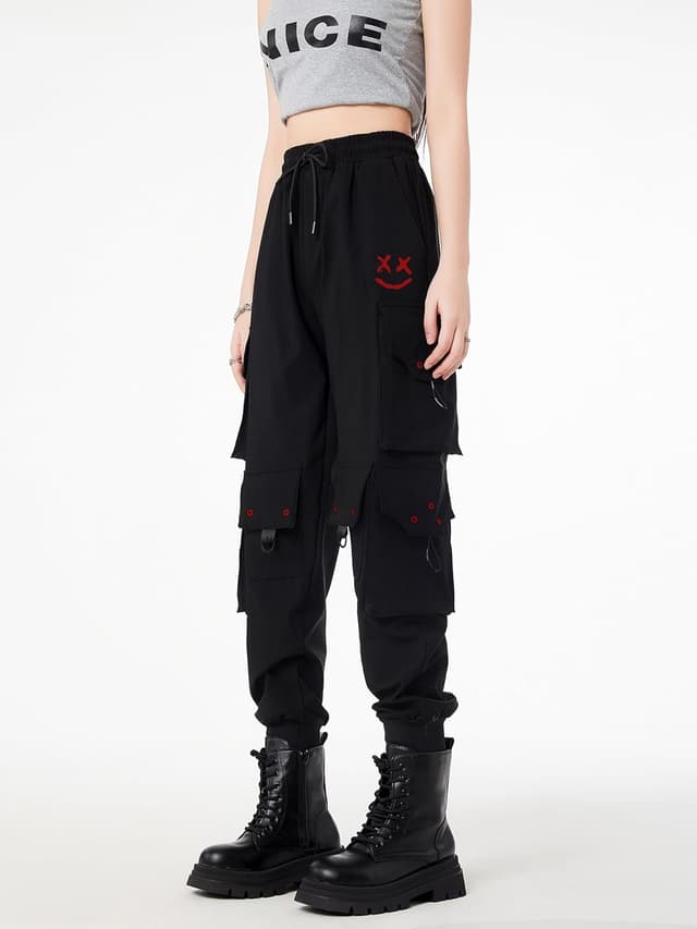 Detalle de CLOAKA Cargohose Damen Jogginghose High Waist im Gothic-/Techwear-Look mit Stretch & Gummizug