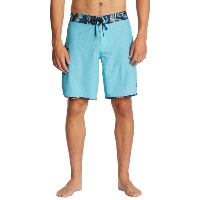 Detalle de Billabong 73 Pro bañador hombre 48 cm