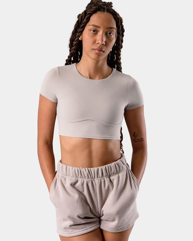 Detalle de Kamo Fitness CozyTec Sweat Shorts for Women — High-Waisted Lounge Comfy Cotton Shorts with Pockets