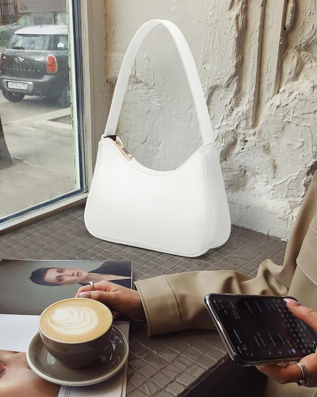 Detalle 2 de LOVEVOOK Handtasche klein 24 x 6,6 x 16 cm