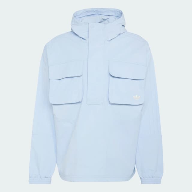 Detalle 2 de adidas Parka Britcore azul: abrigo versátil para días fríos