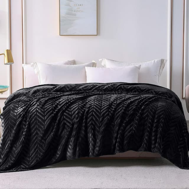 Detalle 2 de Whale Flannel Fleece Queen Blanket 90x90 Black