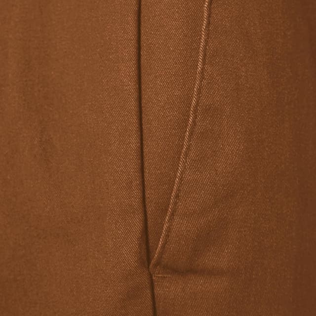 Detalle 2 de Amazon Essentials Herren Knitterfreie Flatfront-Chinohose in schmaler Passform