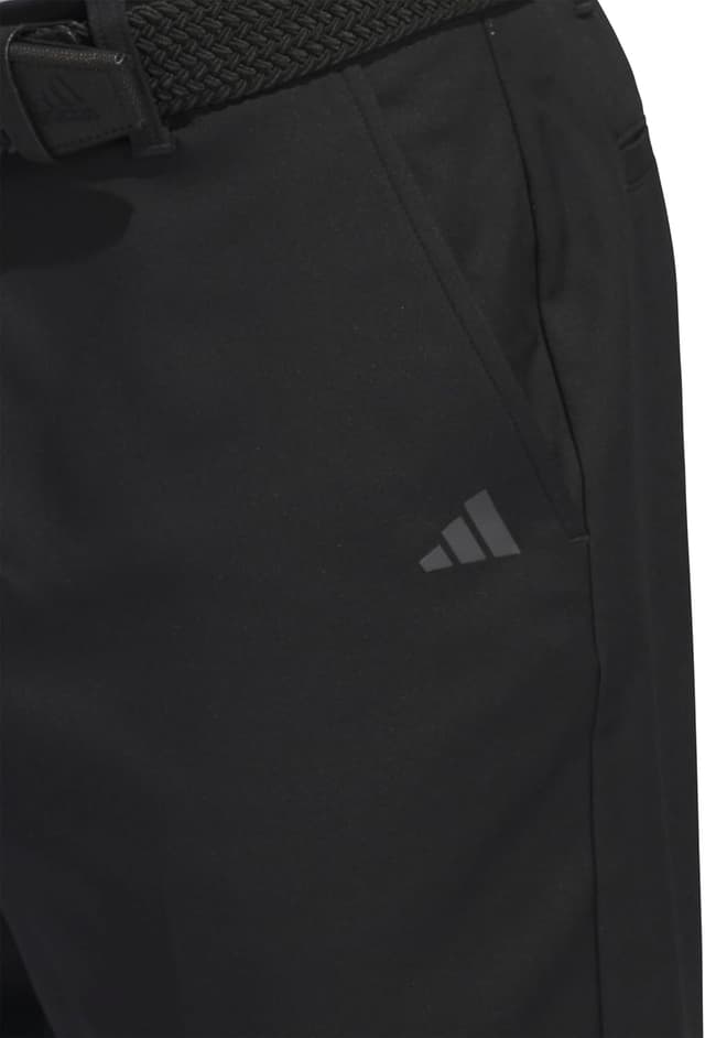 Detalle de Men’s adidas Adi Advantage Golf Shorts with Regular Fit and Recycled Polyester