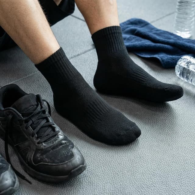 Detalle 2 de Kodal Copper Ankle Running Socks (Men & Women) – cushioned cotton with odour control, 4–5 pairs