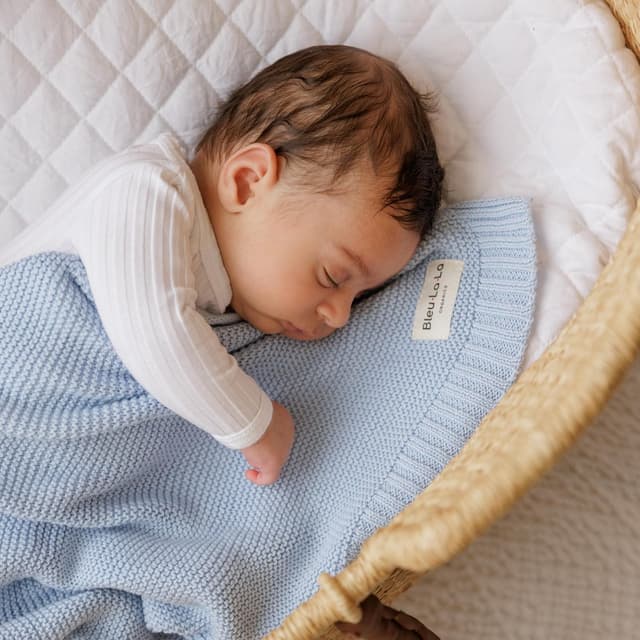 Thumbnail 6 de Bleu La La Heritage Knit Baby Blanket