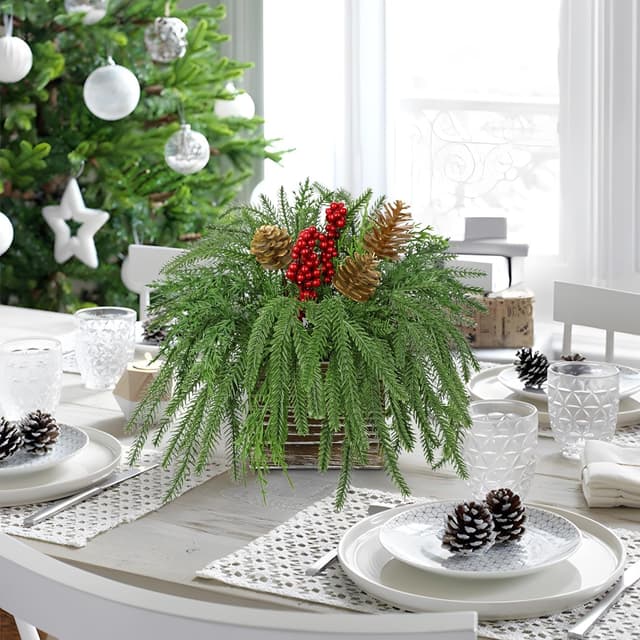 Detalle de Arborus Künstliche Weihnachts-Pflanze im Holz-Topf für Tischdeko, Fensterbank & Balkon – rustikale Landhaus-Weihnachtsdeko