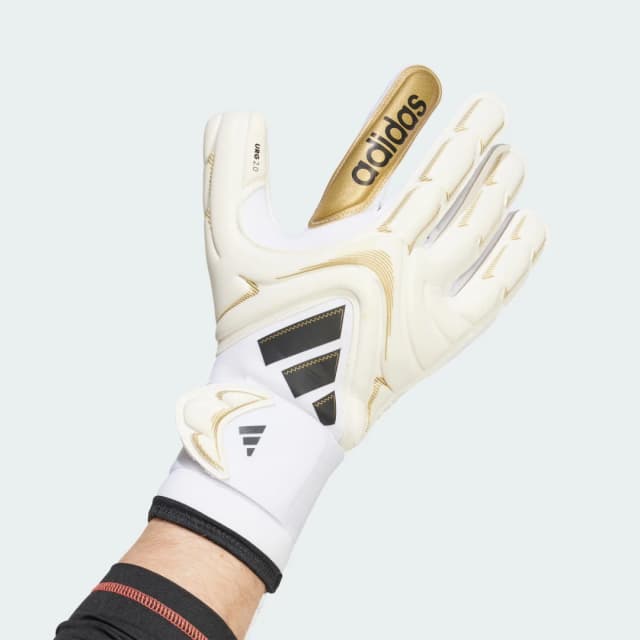 Detalle de Adidas Copa Pro Goalkeeper Gloves (guantes de portero) en blanco