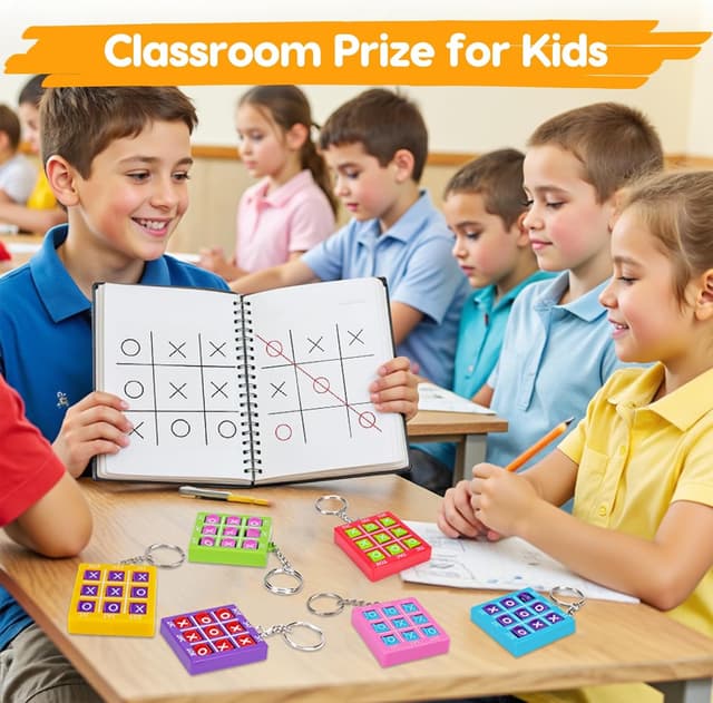 Detalle 2 de 24PCS Tic Tac Toe Mini Keychain Game