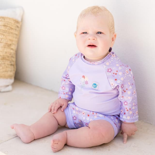 Detalle 2 de Splash About Happy Nappy Sunsuit (3-in-1) with built-in swim nappy and UPF50+ rash top