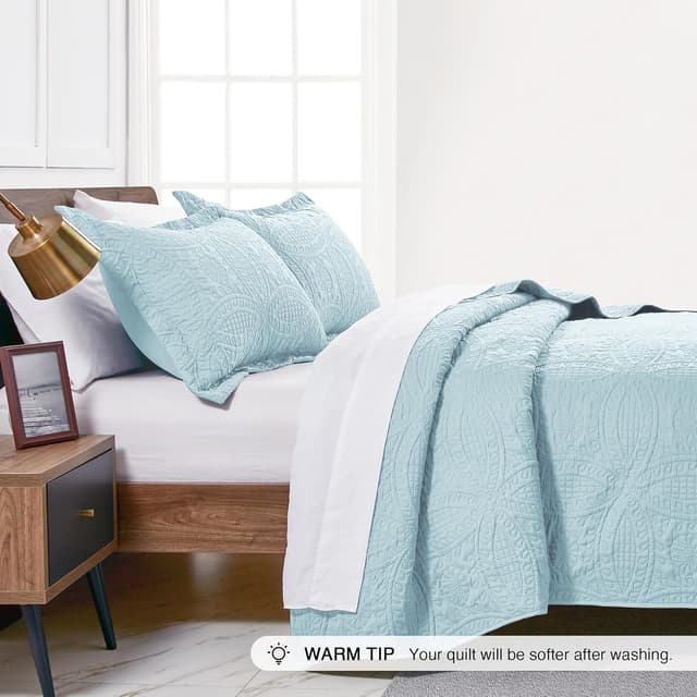 Detalle 2 de Love’s cabin Queen Quilt Set (Spa-Blue) with Coin Pattern — 3-Piece Lightweight Bedspread + Shams