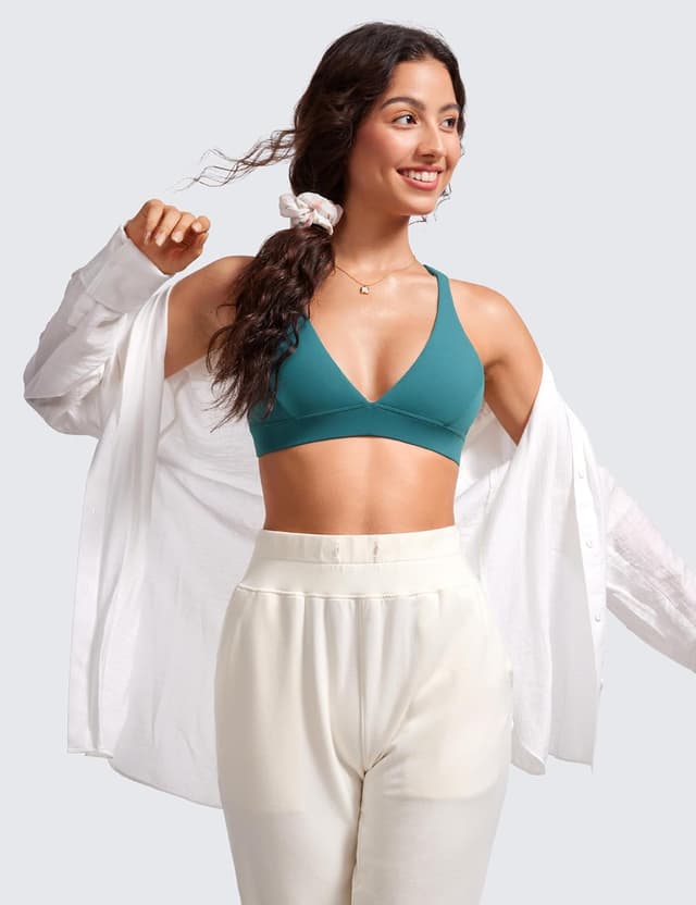 Detalle de CRZ YOGA Butterluxe reggiseno sport a V profondo criss-croce imbottito con cuscinetti rimovibili