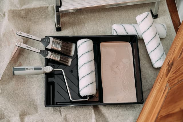 Detalle 1 de Harris Seriously Good Walls & Ceilings Decorating Kit (7 pieces) with 9in roller, brushes & tray