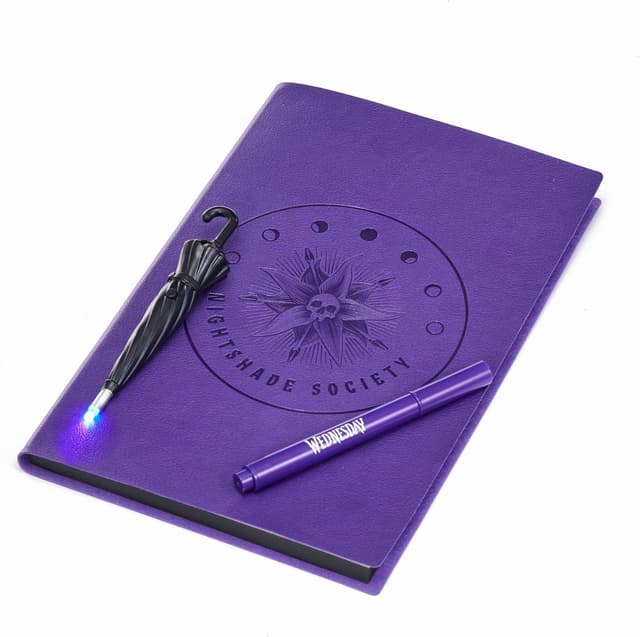 Detalle de Journal intime Wednesday Addams A5, 144 pages