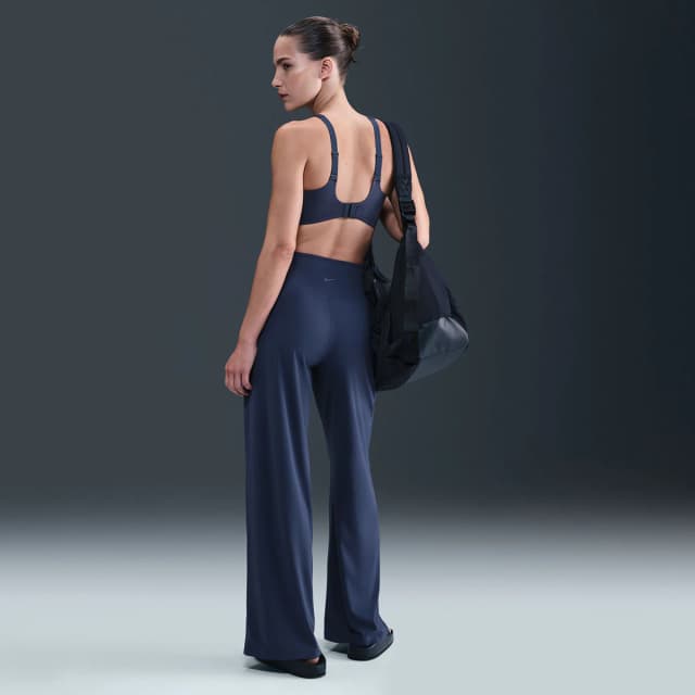 Detalle 2 de Nike Top Alate High Support