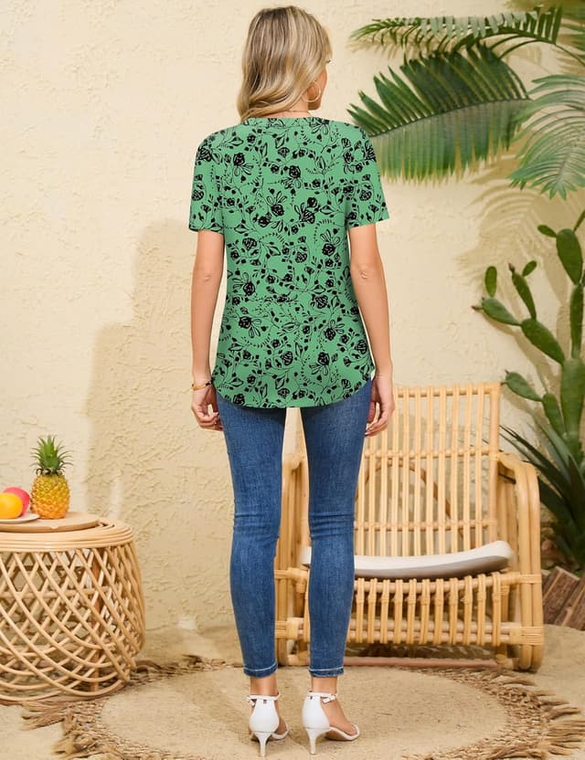 Detalle de IECCP Women’s short sleeve button dressy tunic top with V-neck pleated detailing