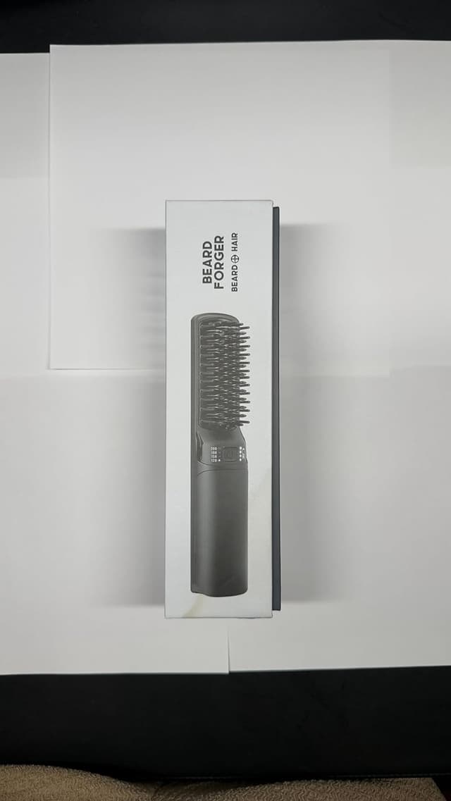 Detalle de Odenson Beard Forger cepillo y alisador térmico para barba