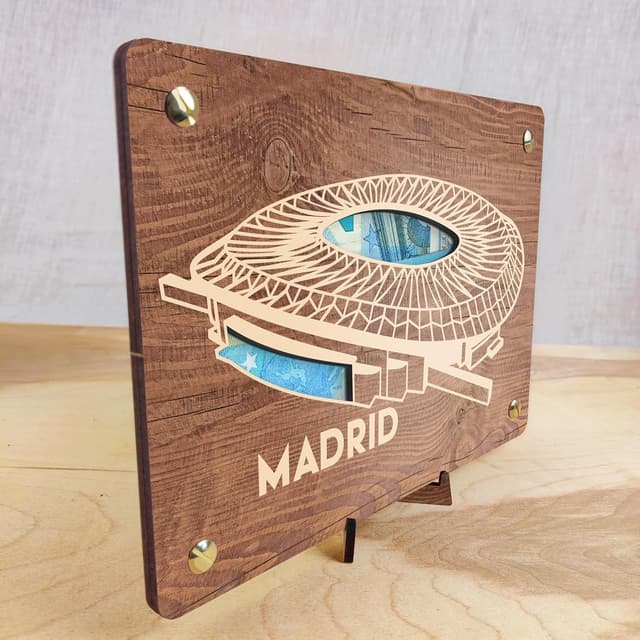 Detalle 2 de XL Madrid Geldkarte aus Holz 20x15 cm