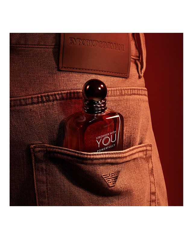 Thumbnail 4 de Giorgio Armani Eau de Parfum Powerfully 100 ml 💫