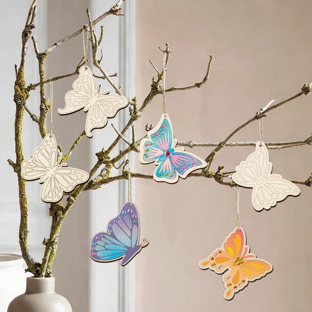 Detalle de ARTREE Kinder Bastelset Ostern Schmetterlinge zum Bemalen – 24 Holz-Anhänger DIY-Set