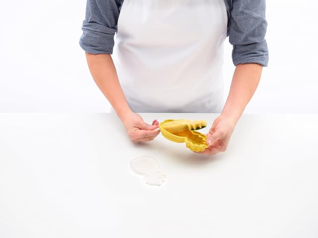 Thumbnail 3 de Lékué Pack 4 Moldes de Helado Frutas Tropicales 🍍