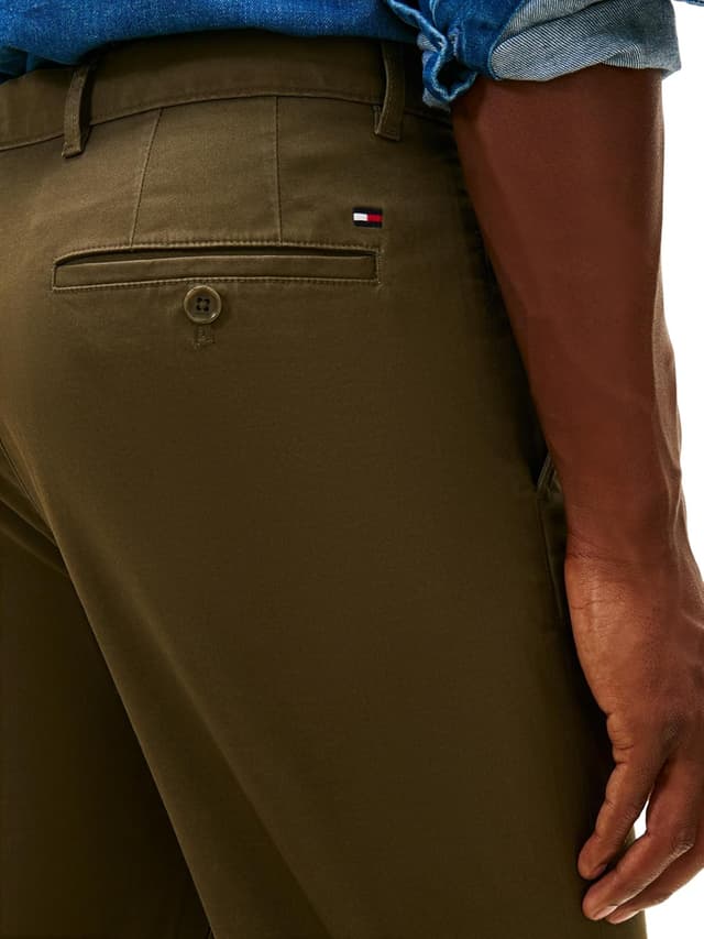 Detalle de Tommy Hilfiger Core Denton Essential Twill pour homme (chino en twill)