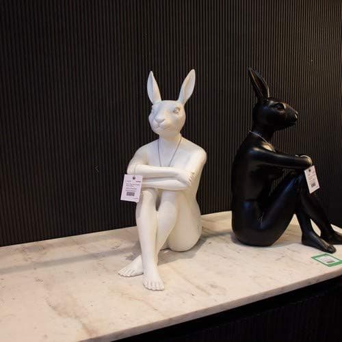 Thumbnail 1 de Kare Design Conejo Gillie Negro 🐇 - Escultura Decorativa