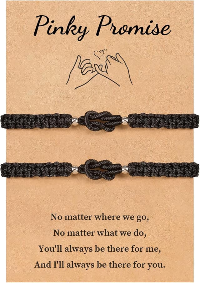 Detalle de VU100 pulsera hilo del destino pareja