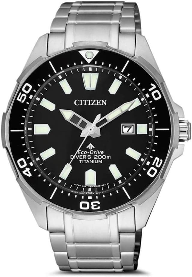 Detalle de Citizen BN0200-81E reloj buceo 44 mm