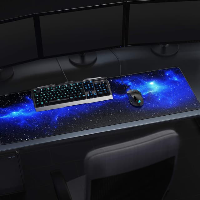 Detalle 2 de Titanwolf Extra Large Gaming Mouse Mat 1200x400mm (XXL) with Stars – Non-slip Desk Pad