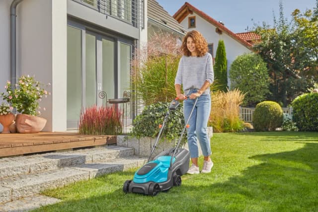 Thumbnail 7 de GARDENA PowerMax 30/18V P4A Solo – Akku-Rasenmäher für bis zu 150 m²