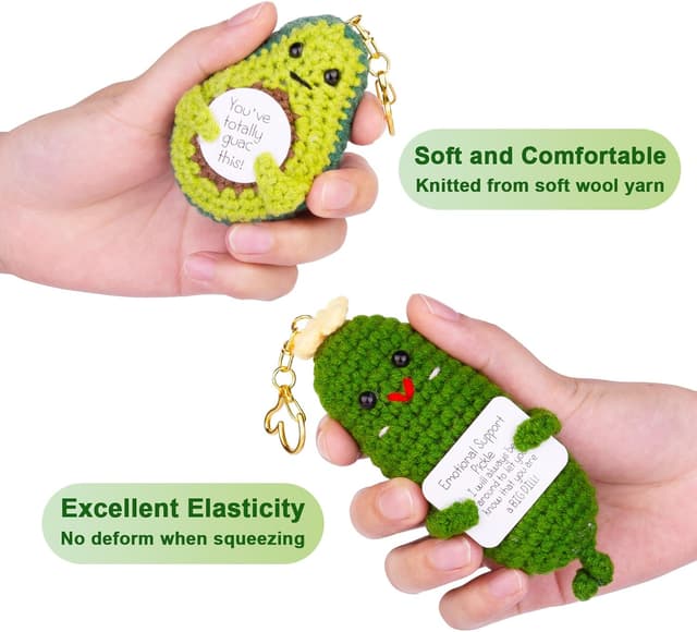 Detalle de Mwmoeen „Lustige Positive Kartoffel“ Pocket-Hug – handgestrickte Kartoffelpuppe aus Wolle als Motivationsgeschenk