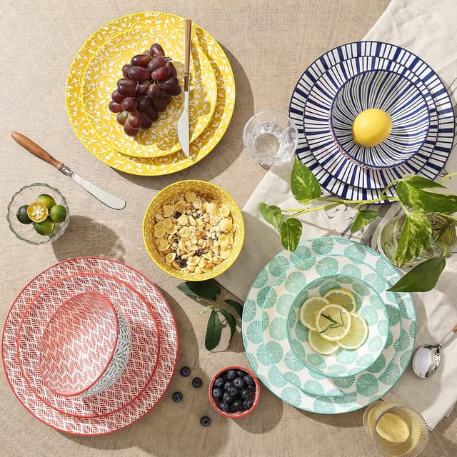 Detalle de Selamica 12-Piece Ceramic Dinnerware Set (Plates & Bowls) for 4, Scratch-Resistant, Assorted Colors