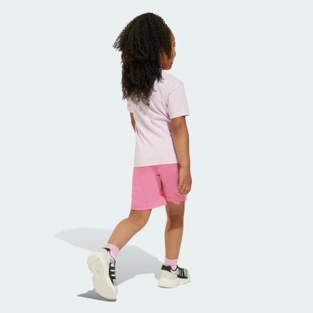 Detalle 2 de Adidas Conjunto Essentials Niños Rosa