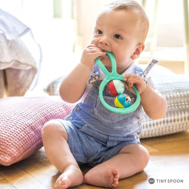 Detalle de Sophie la girafe – Confezione regalo per neonato con 1 giocattolo da masticare in gomma