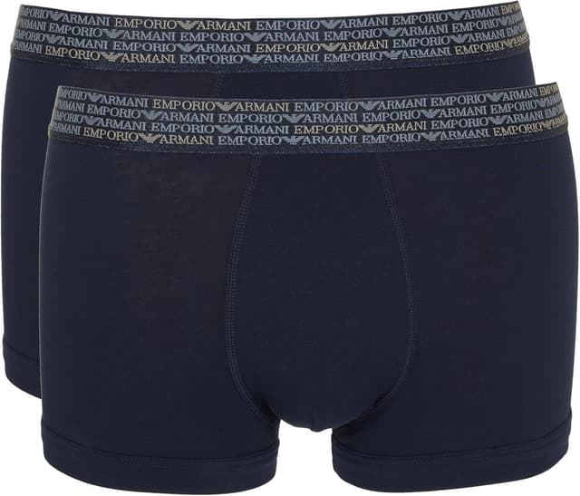 Detalle de Emporio Armani men’s trunks for everyday comfort (sustainability-led)