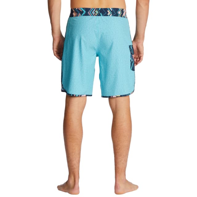 Detalle de Billabong 73 Pro bañador hombre 48 cm