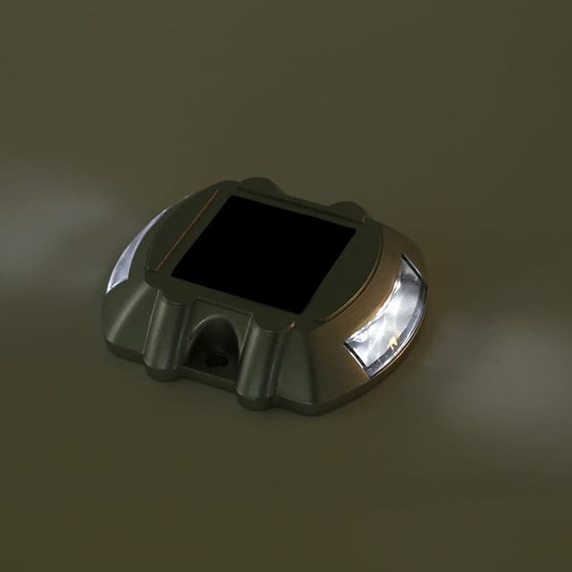 Detalle de Lampada da strada solare in fusione di alluminio con 6 LED bianco lampeggiante