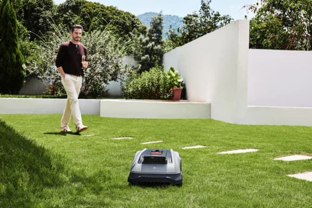 Thumbnail 3 de Ecovacs GOAT O600 RTK Mähroboter