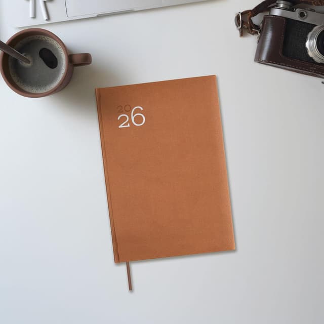 Detalle 2 de Finocam Agenda 2026 1 Día Página 12 meses