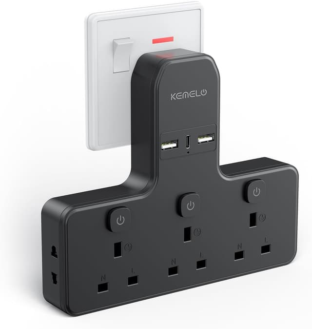 Detalle de Multi Plug Adapter 3250W with USB