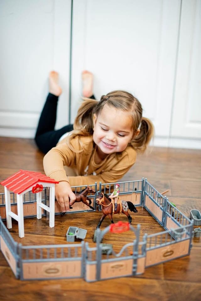 Thumbnail 1 de KIDBEST Horse Stable Playset for Kids 3-5 🐴